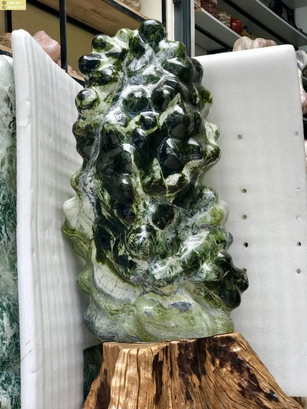 ĐÁ TỰ NHIÊN NGHUYÊN KHỐI SERPENTINE NGỌC XANH ĐEN KT: 150X60CM, KL ~300KG (MS: 245)