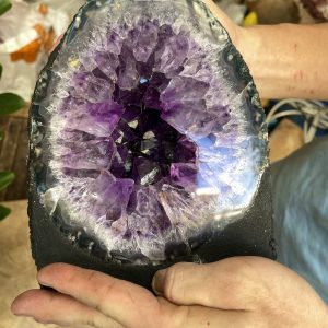 HỐC THẠCH ANH TÍM – AMETHYST GEODE – KT : 20X15KG, 5.5KG (T84)